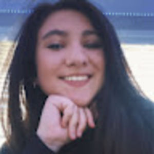 Meet your Posher, Bee